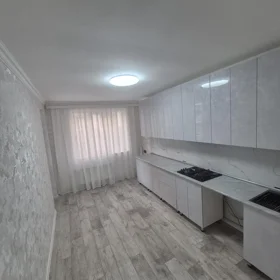 In Khirdalan 70.0 m² apartment is for sale - Image 10