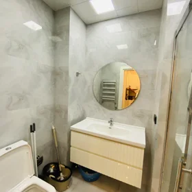 In Baku 70.0 m² apartment is for rent - Image 2