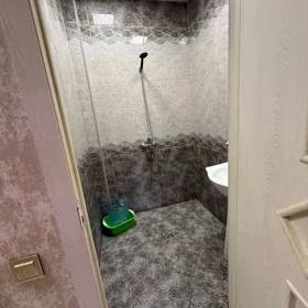 In Khirdalan 50.0 m² apartment is for rent - Image 10
