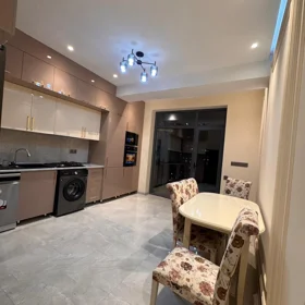 In Baku 110.0 m² apartment is for rent - Image 2