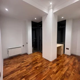 In Baku 110.0 m² apartment is for rent - Image 4