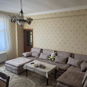 In Baku 65.0 m² apartment is for sale - Image 4