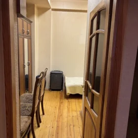In Baku 65.0 m² apartment is for sale - Image 8