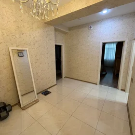 In Baku nan m² apartment is for sale - Image 3