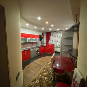 In Baku 135.0 m² apartment is for rent - Image 2