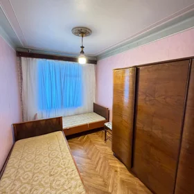 In Baku 80.0 m² apartment is for rent - Image 3
