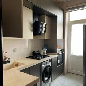 In Baku 75.0 m² apartment is for rent - Image 6
