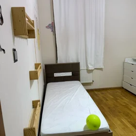 In Baku 75.0 m² apartment is for rent - Image 10