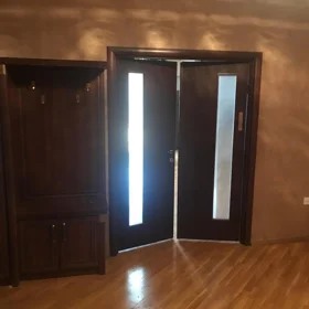 In Baku 220.0 m² apartment is for sale - Image 7