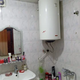 In Baku 55.0 m² apartment is for sale - Image 9