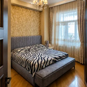 In Baku 71.0 m² apartment is for sale - Image 10