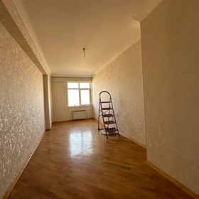 In Baku 102.0 m² apartment is for sale - Image 2