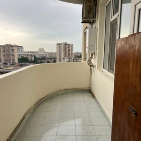 In Baku 105.0 m² apartment is for sale - Image 2