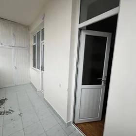 In Baku 105.0 m² apartment is for sale - Image 9