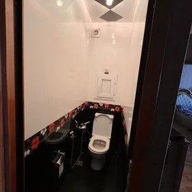 In Baku 100.0 m² apartment is for sale - Image 9