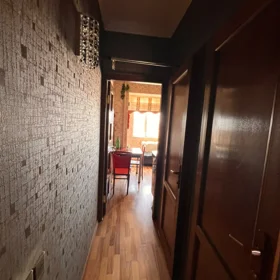 In Baku 100.0 m² apartment is for sale - Image 10