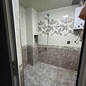 In Baku 80.0 m² apartment is for sale - Image 2