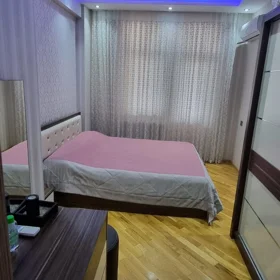 In Baku 65.0 m² apartment is for rent - Image 3