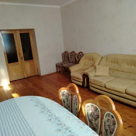 In Baku 70.0 m² apartment is for rent - Image 3
