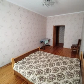 In Baku 70.0 m² apartment is for rent - Image 6