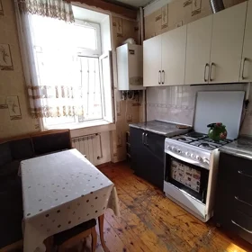 In Baku 70.0 m² apartment is for rent - Image 8