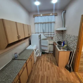 In Baku 40.0 m² apartment is for rent - Image 3