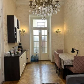 In Səbail rayonu 45.0 m² apartment is for rent - Image 4