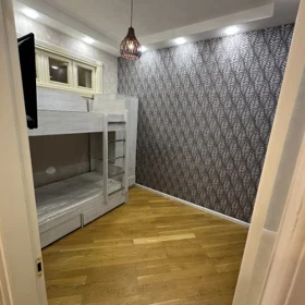 In Baku 80.0 m² apartment is for rent - Image 10