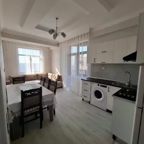 In Baku 90.0 m² apartment is for rent - Image 3