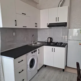 In Baku 90.0 m² apartment is for rent - Image 4