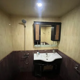 In Xəzər rayonu 340.0 m² house with 5.0 rooms is for rent - Image 9