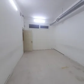 In Baku 110.0 m² commercial is for rent - Image 9