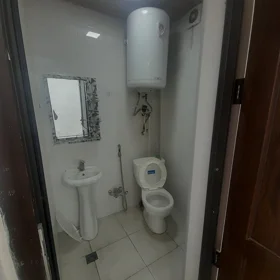 In Baku 25.0 m² commercial is for rent - Image 6