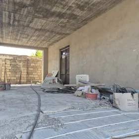 In Baku 260.0 m² house with 7.0 rooms is for sale - Image 4