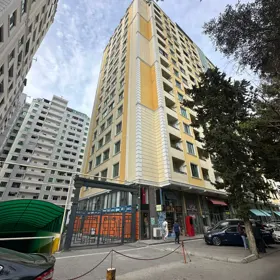 In Baku 171.0 m² apartment is for sale - Image 2