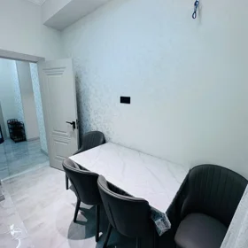 In Baku 70.0 m² apartment is for rent - Image 9