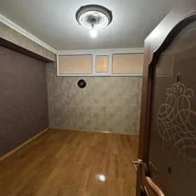 In Baku 80.0 m² apartment is for sale - Image 2