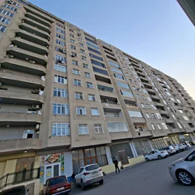 In Baku 136.0 m² apartment is for sale - Image 3