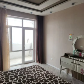 In Baku nan m² apartment is for sale - Image 2