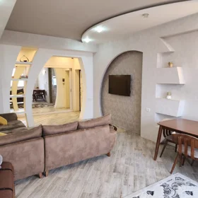 In Baku nan m² apartment is for sale - Image 4