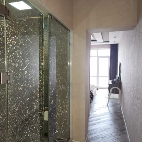 In Baku nan m² apartment is for sale - Image 6