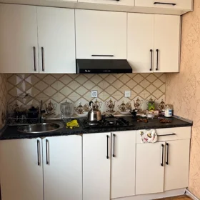 In Khirdalan 100.0 m² house with 4.0 rooms is for rent - Image 4
