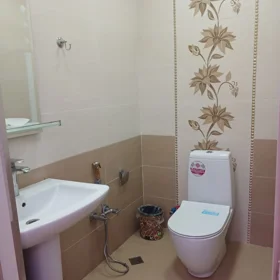 In Khirdalan 115.0 m² apartment is for rent - Image 7