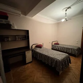 In Baku 125.0 m² apartment is for rent - Image 5
