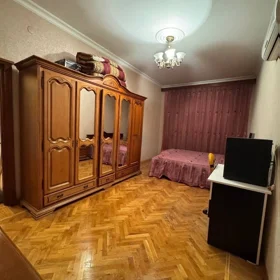 In Baku 125.0 m² apartment is for rent - Image 6