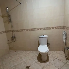 In Baku 125.0 m² apartment is for rent - Image 7