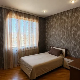 In Baku 137.0 m² apartment is for sale - Image 3
