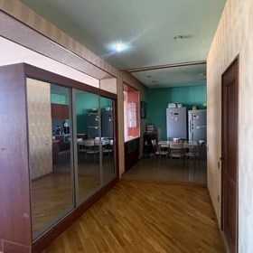 In Baku 137.0 m² apartment is for sale - Image 6