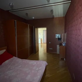 In Baku 137.0 m² apartment is for sale - Image 7