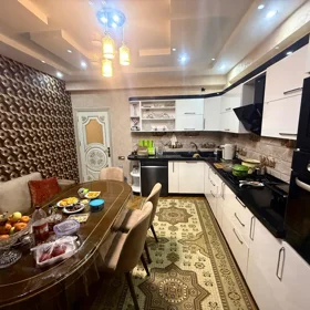 In Baku 125.0 m² apartment is for sale - Image 2